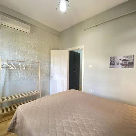 Flat Within Walking Distance To Taksim Square Lägenhet *